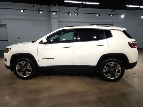 Used 2019 Jeep Compass Limited w/ Safety & Security Group image 4