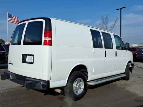 Used 2024 Chevrolet Express 2500 2500 w/ Driver Convenience Package image 3