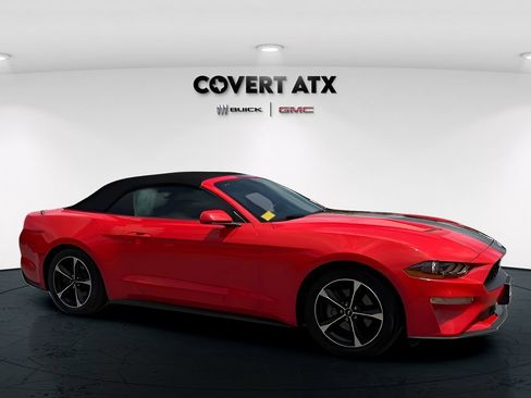 Used 2020 Ford Mustang Convertible RWD image 13