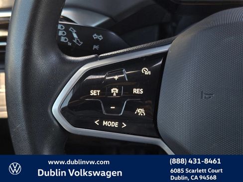Used 2023 Volkswagen ID.4 Pro RWD image 19