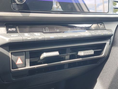 Used 2025 Toyota Camry LE FWD image 28
