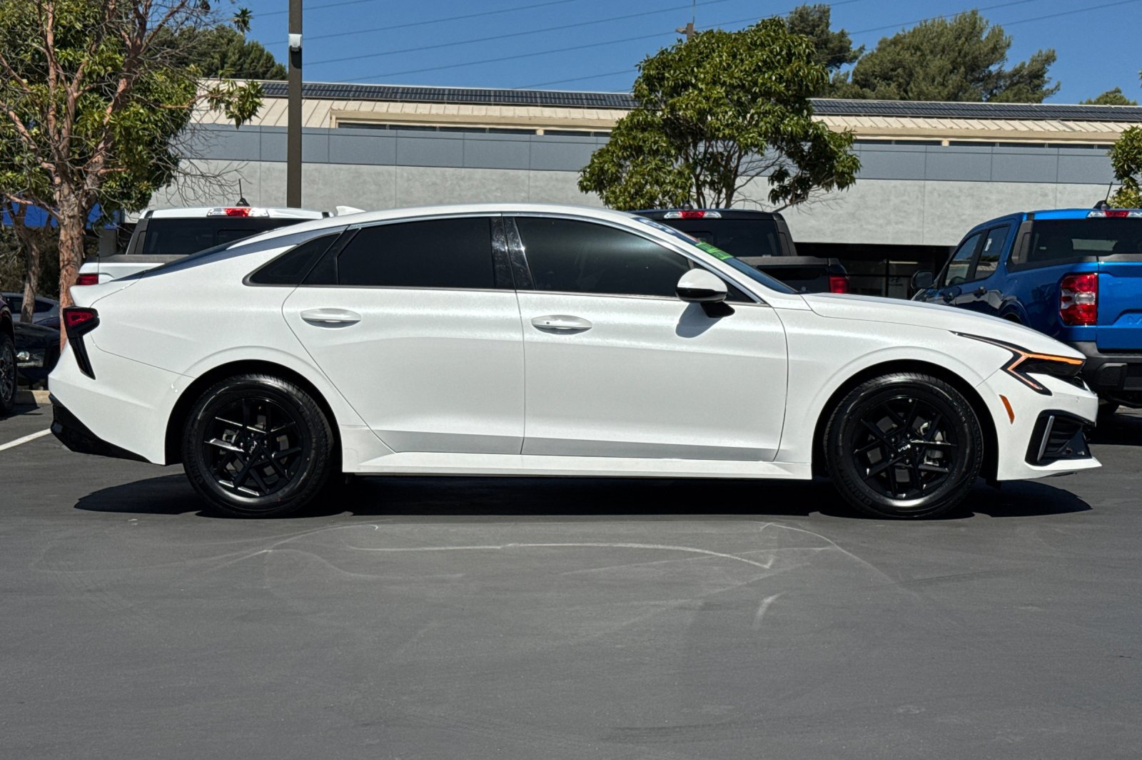 Certified 2025 Kia K5 LXS FWD image 4