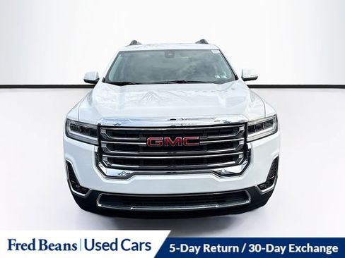 Used 2023 GMC Acadia SLT image 2