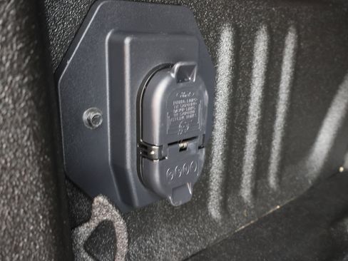 Used 2021 Ford F350 Lariat AWD/4WD image 27