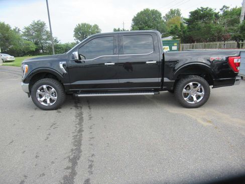 Used 2023 Ford F150 Lariat w/ Trailer Tow Package AWD/4WD image 8