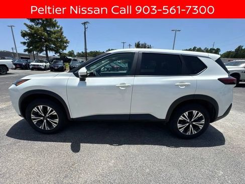 Certified 2023 Nissan Rogue SV FWD image 6