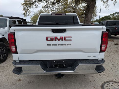 Used 2019 GMC Sierra 1500 SLE w/ SLE Value Package image 6
