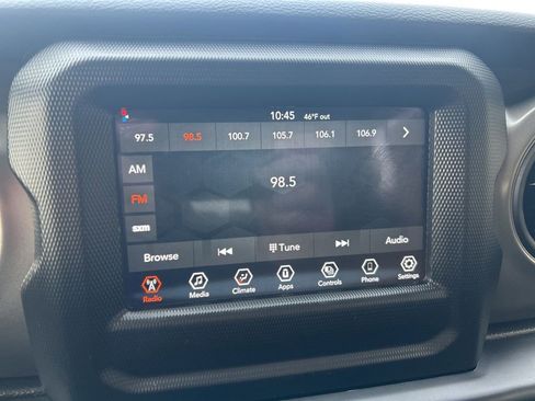 Used 2022 Jeep Wrangler Unlimited Sport AWD/4WD image 26