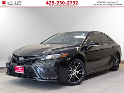 Used 2022 Toyota Camry SE w/ Cold Weather Package