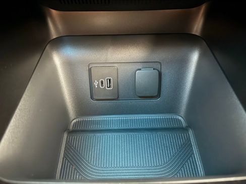 New 2026 Ford Explorer ST-Line w/ ST-Line Street Pack image 39