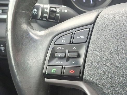 Used 2017 Hyundai Tucson SE Plus image 19