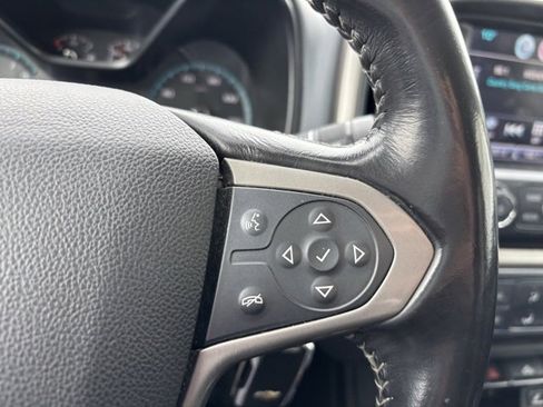 Used 2016 Chevrolet Colorado Z71 image 16