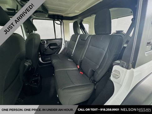 Used 2019 Jeep Wrangler Unlimited Sport AWD/4WD image 22