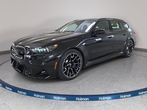 Used 2025 BMW M5 Touring AWD/4WD image 1