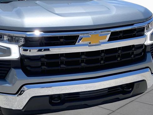 Used 2024 Chevrolet Silverado 1500 LT w/ Z71 Off-Road Package AWD/4WD image 29
