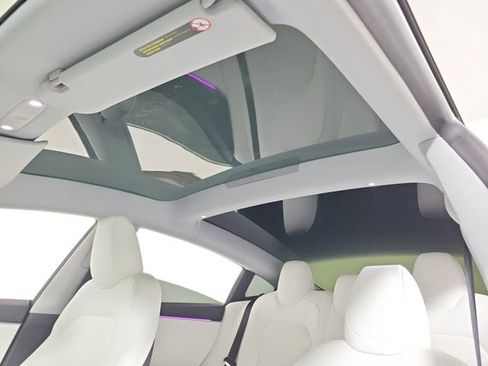 Used 2025 Tesla Model 3 Long Range RWD image 21