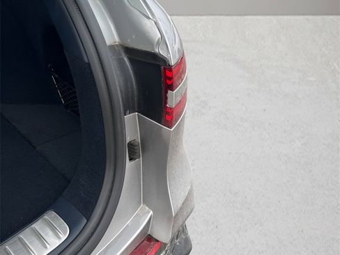 Used 2024 Genesis GV70 2.5T w/ Sport Prestige Package image 10