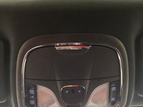 Used 2021 Jeep Cherokee Latitude Lux 80th Anniv w/ Quick Order Package 26U 80TH image 17