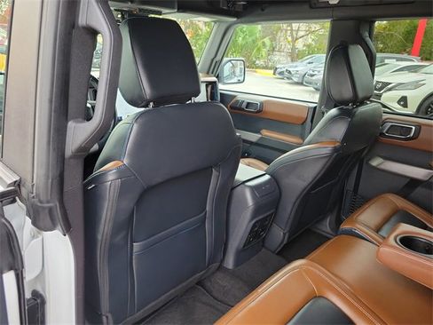 Used 2023 Ford Bronco Outer Banks image 12