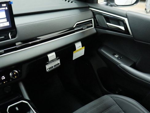 New 2026 Mitsubishi Outlander LE FWD image 22