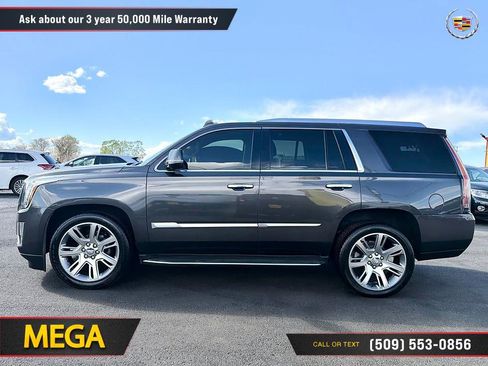 Used 2016 Cadillac Escalade Luxury AWD/4WD image 7