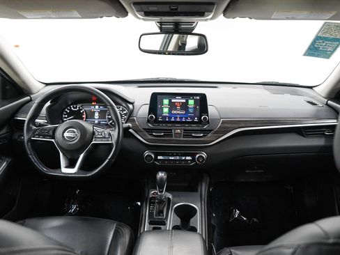 Used 2019 Nissan Altima 2.5 Platinum AWD/4WD image 14