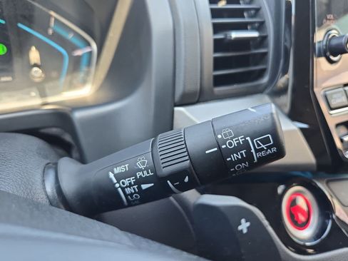 Used 2023 Honda Odyssey Touring image 25