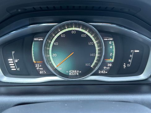 Used 2017 Volvo XC60 T6 Inscription w/ Preferred Option Package image 24