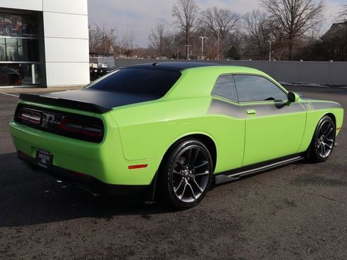 Used 2023 Dodge Challenger R/T w/ T/A Package image 3