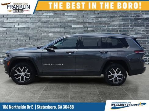 Used 2023 Jeep Grand Cherokee L Limited AWD/4WD image 2