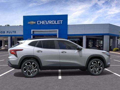New 2026 Chevrolet Trax RS FWD image 5