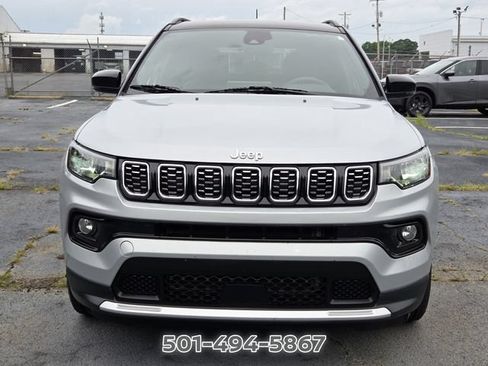 Used 2025 Jeep Compass Limited AWD/4WD image 8
