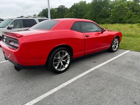 Used 2022 Dodge Challenger GT RWD image 10