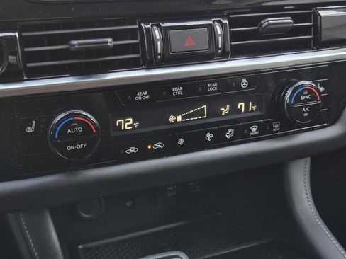 Certified 2023 Nissan Pathfinder SL image 23