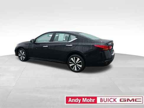 Used 2022 Nissan Altima 2.5 SV image 13