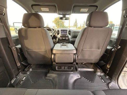 Used 2023 GMC Sierra 3500 SLE image 31