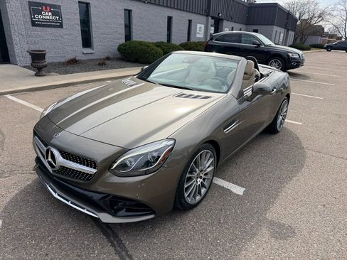 Used 2018 Mercedes-Benz SLC 300 image 3
