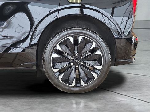 Used 2025 Chevrolet Blazer EV RS image 30