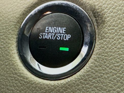 Used 2015 Cadillac SRX FWD image 19