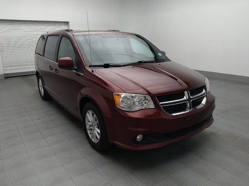 Used 2018 Dodge Grand Caravan SXT FWD image 13