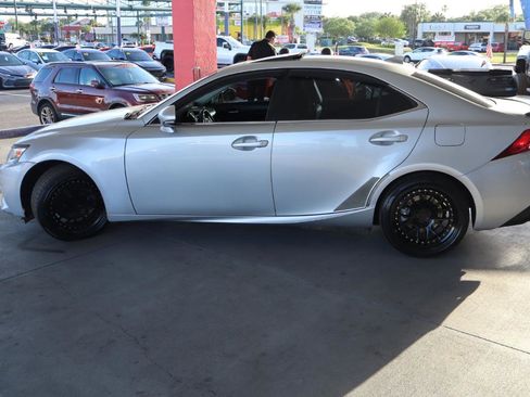 Used 2015 Lexus IS 250 RWD image 8