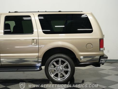 Used 2000 Ford Excursion XLT image 23
