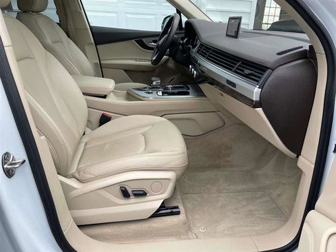 Used 2019 Audi Q7 2.0T Premium Plus w/ Premium Plus Package image 26