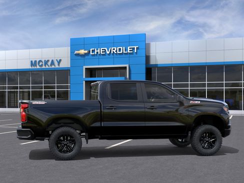 New 2026 Chevrolet Silverado 1500 Custom Trail Boss AWD/4WD image 5