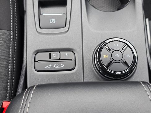 New 2025 Ford Ranger XLT w/ FX4 Off-Road Package image 15