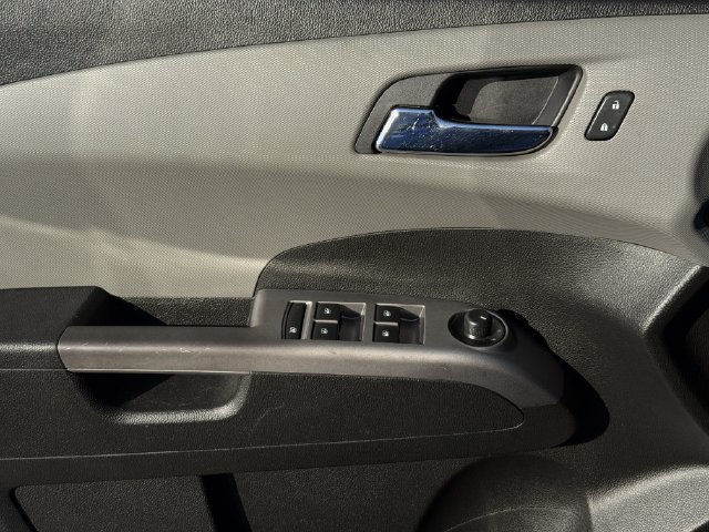Used 2017 Chevrolet Sonic Premier FWD image 21
