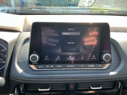 Certified 2023 Nissan Rogue SL AWD/4WD image 16