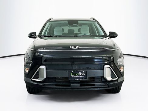 Used 2025 Hyundai Kona SEL AWD/4WD image 2
