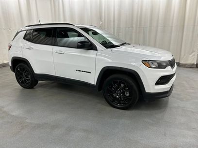 Used 2025 Jeep Compass Latitude w/ Convenience Group