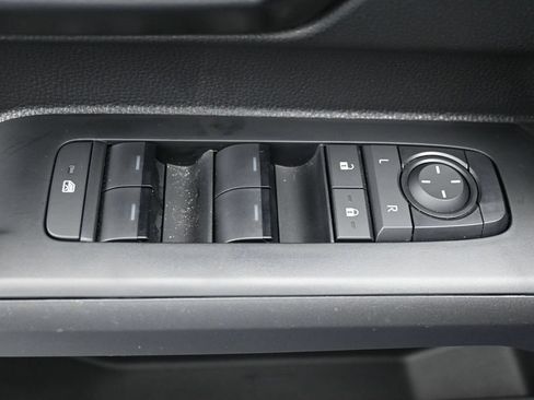Used 2025 Toyota Tacoma SR5 RWD image 16